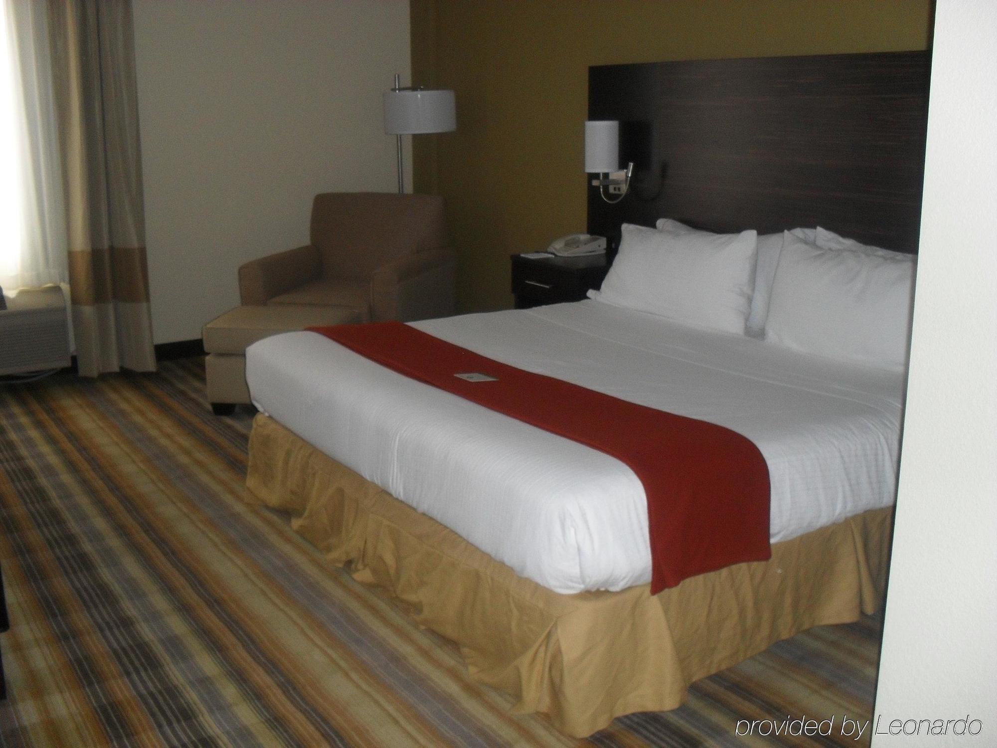Holiday Inn Express Hotel & Suites Grove City, An Ihg Hotel Εξωτερικό φωτογραφία